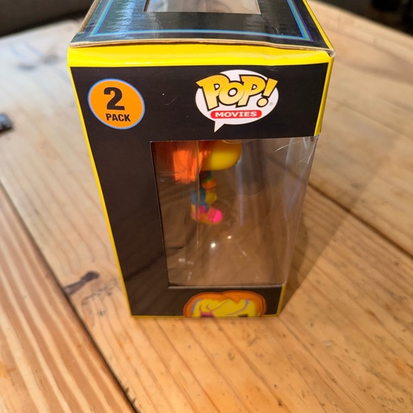 Funko Chucky & Tiffany Vinyl Figures - Orange and Yellow - Picture 5 of 5